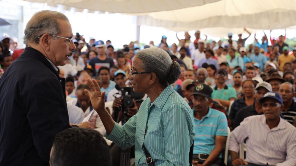 En Las Matas de Farfán, pasarán de pequeños a medianos ganaderos. Danilo aumentará producción