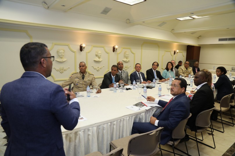 Gustavo Montalvo encabeza reunión sobre gestión Parque Ecológico Fluvial La Barquita