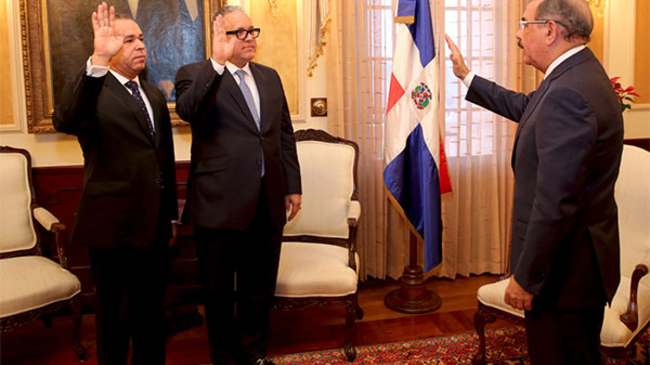 Presidente Danilo Medina juramenta cónsul NY y embajador ante ONU