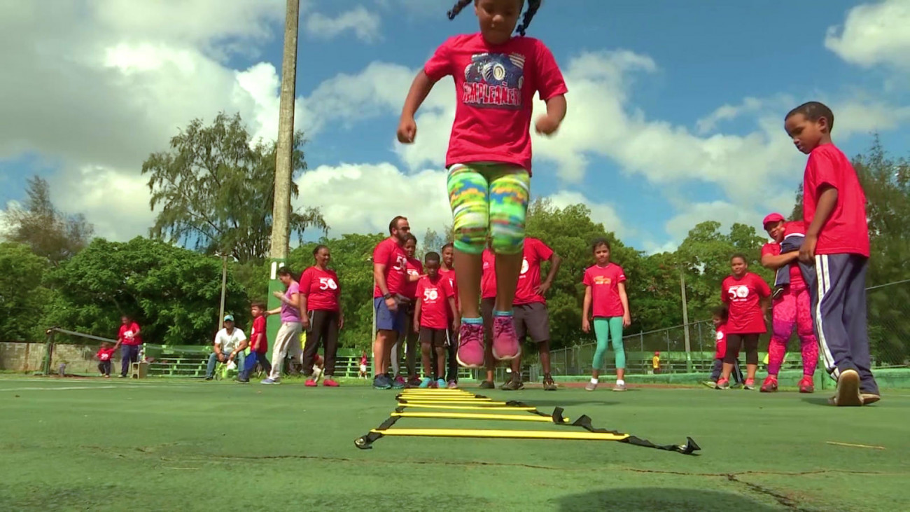 Niños y niñas demuestran habilidades en primera experiencia rumbo a Olimpiadas Especiales