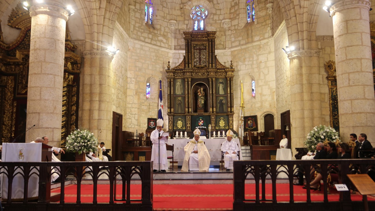 Con motivo de 175 aniversario Independencia Nacional, presidente Danilo Medina asiste a Te Deum