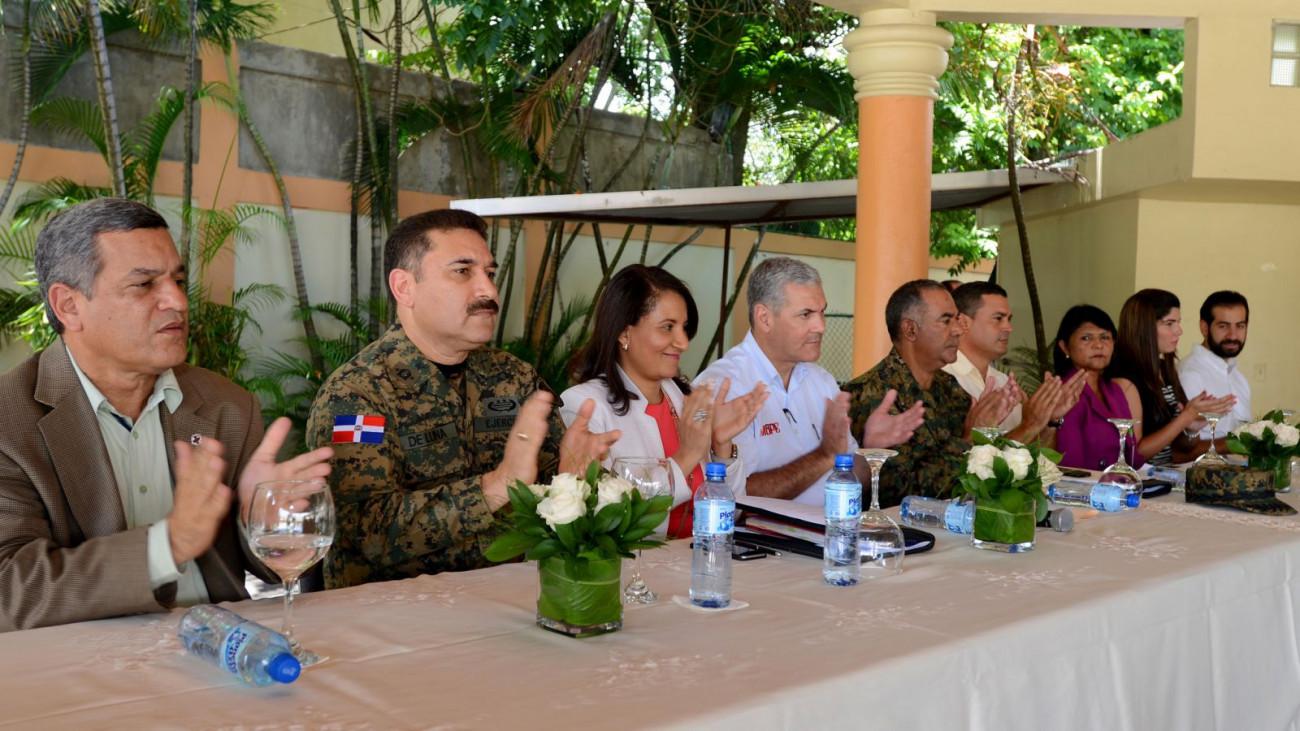 Anuncian jornada de salud.