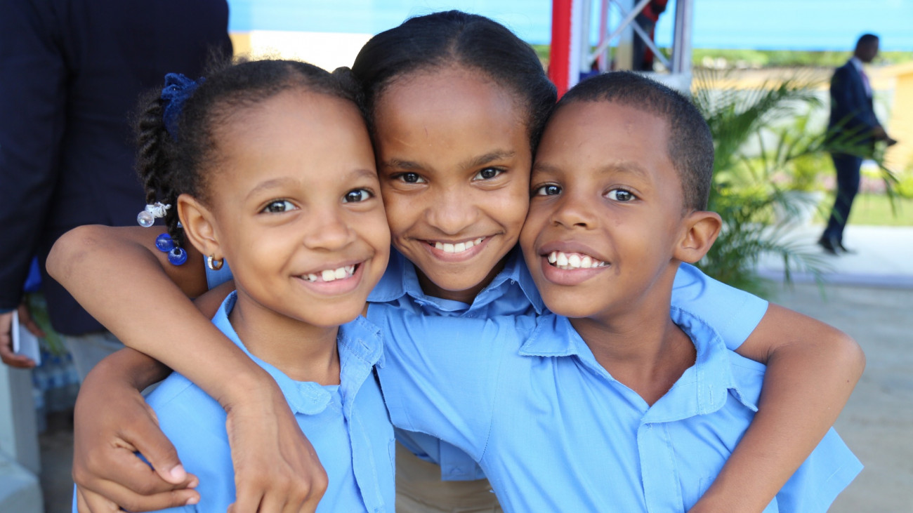Niñas de la escuela Alma Rosa