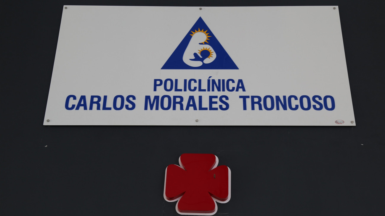 Logo de la policlínica