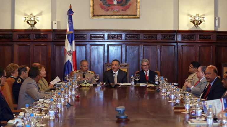 Ministro Administrativo de la Presidencia, José Ramón Peralta encabeza reunión