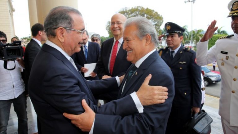Danilo Medina y el nuevo presidente de El Salvador Sánchez Cerén