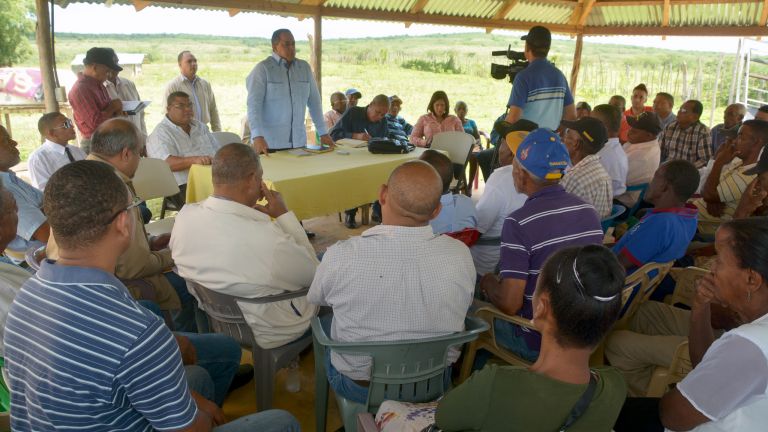 Danilo Medina en proyecto Sabana de Cardón. 