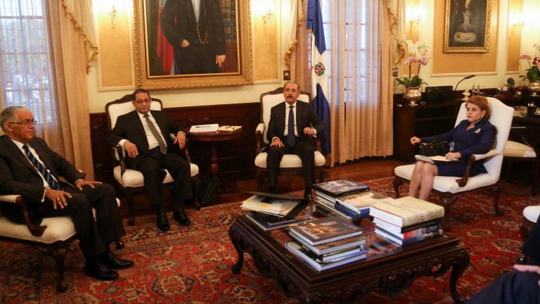 Presidente Danilo Medina encabeza reunión del CNM