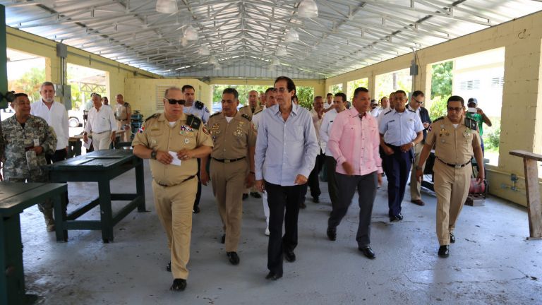 Ministro de la Presidencia Gustavo Montalvo realiza recorrido por el centro
