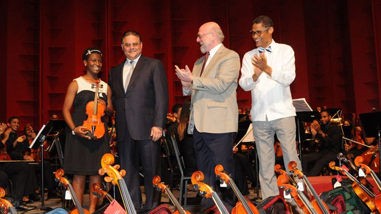 Orquesta Sinfónica Infantil de Santiago realiza su primera presentación