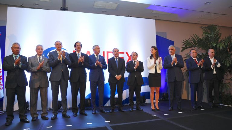 Danilo Medina encabeza acto de presentación de BANDEX; RD$1,355 millones listos para préstamos