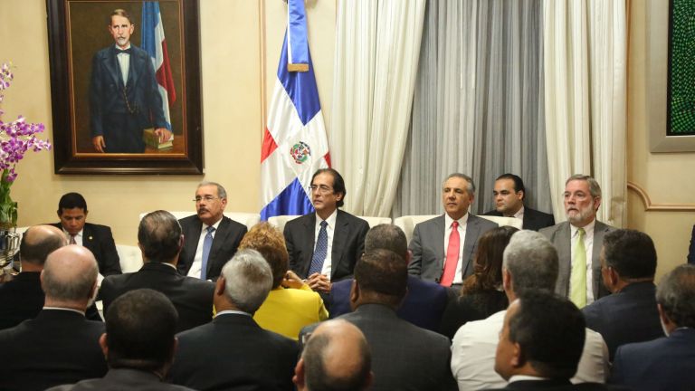 Presidente Danilo Medina durante evalúación junto a ministros y directores realizaciones de los cinco años del Gobierno