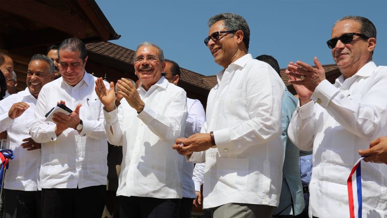 Presidente Danilo Medina durante la inauguración Hotel Carmen en Jarabacoa