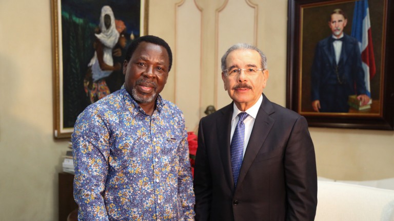 Presidente Danilo Medina recibe al profeta nigeriano T.B Joshua