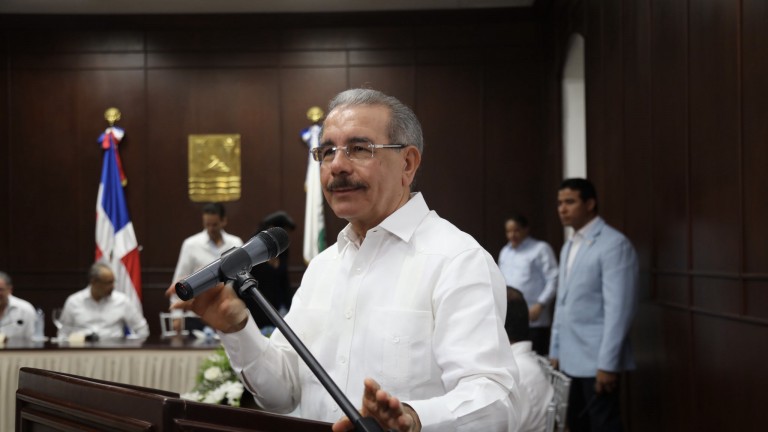 Danilo Medina emite declaraciones, luego de ser declarado hijo adoptivo de Puerto Plata.