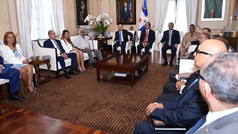 Presidente Danilo Medina recibe informe de avances en lucha contra el lavado de activos