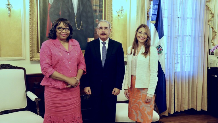 Carissa Etienne, Danilo Medina, Alma Morales Salinas 