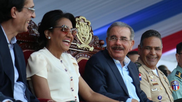 Danilo Medina  y Cándida Montilla