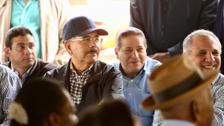 VS 198. Danilo Medina ofrece apoyo a productores de especias de La Cuaba, Pedro Brand