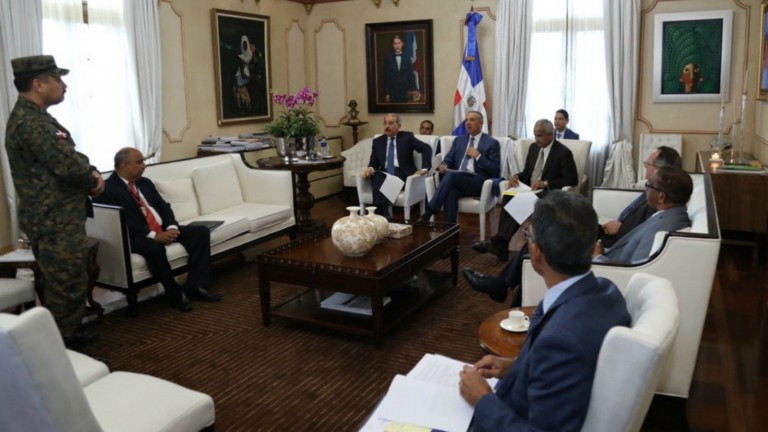 Presidente Danilo Medina recibe informe sobre avances de los siete proyectos de desarrollo agroforestal