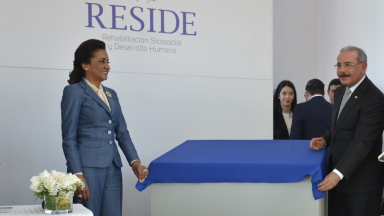 Presidente Danilo Medina y primera dama Cándida Montilla entregan RESIDE, centro que reinsertará a ciudadanos con alguna enfermedad mental