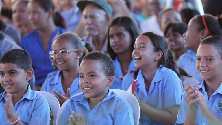 La Vega: Danilo Medina entrega centros educativos y escuela vocacional