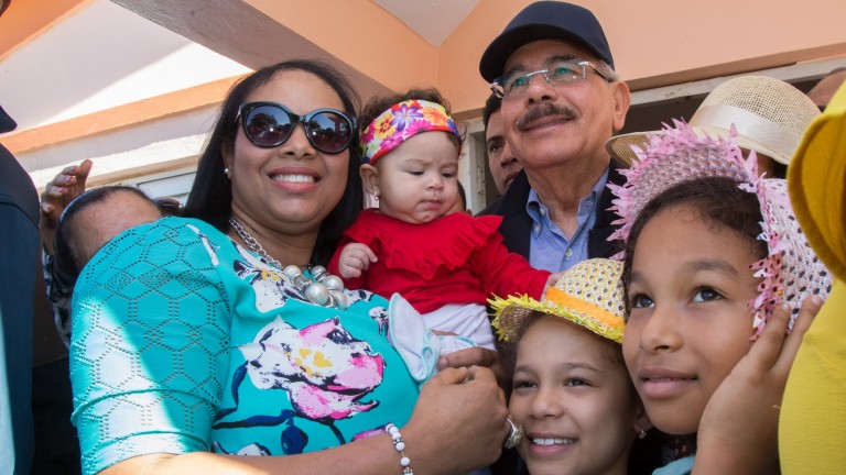 Danilo Medina: estamos creando las condiciones que permitan a las mujeres dominicanas conquistar su independencia en todos los órdenes