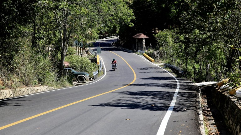 carretera Jarabacoa-Manabao-La Ciénaga