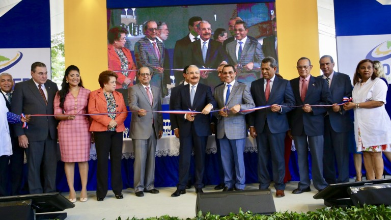 Danilo Medina deja en funcionamiento Centro Tecnológico Gerencia Regional Este INFOTEP. 94 mil personas de la zona serán capacitadas en 2019