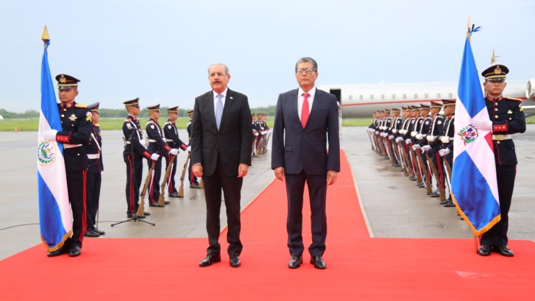 Danilo Medina, El Salvador, llegada, Nayib Bukele