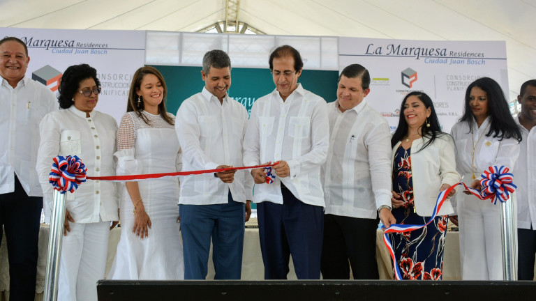 Ministro de la Presidencia, Gustavo Montalvo, asiste a corte de cinta inauguración del proyecto residencial “La Marquesa Residences”, construido en Ciudad Juan Bosch