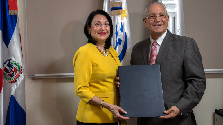 Firma acuerdo Reservas del País y DIGECOOM
