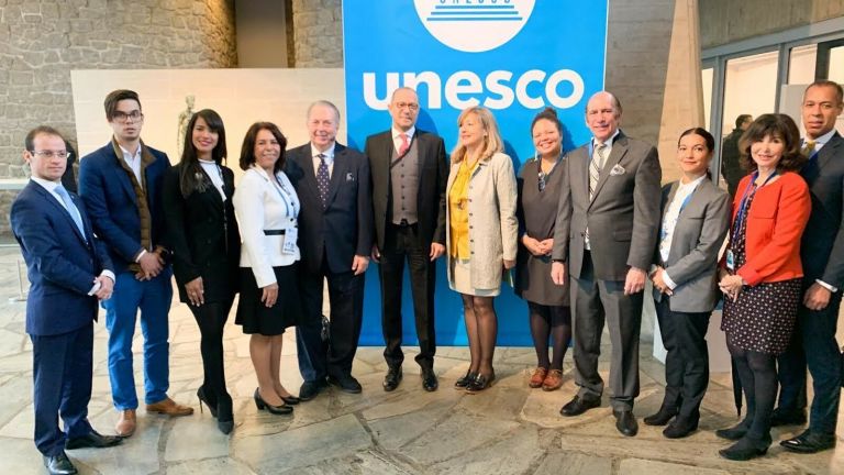 Ministro de cultura, Eduardo Selman y el delegado permanente de la República Dominicana ante la UNESCO, José Antonio Rodríguez