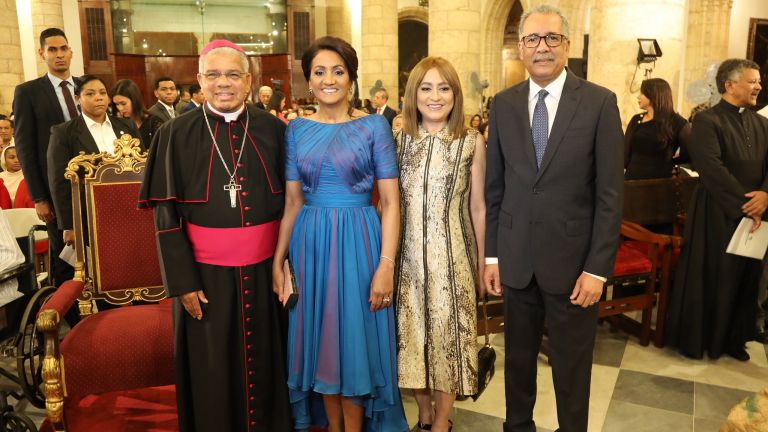 Primera dama asiste a la 29ª versión del concierto La Natividad del Señor en la Catedral Primada de América