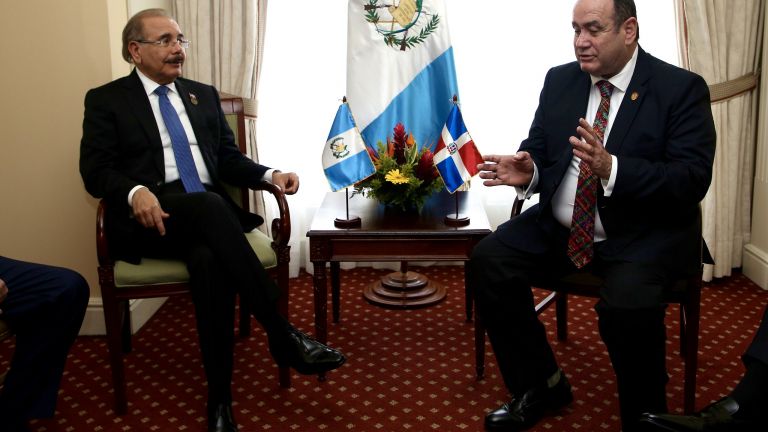Danilo Medina sostuvo un encuentro con el nuevo presidente de Guatemala para el período 2020-2024, Alejandro Giammattei