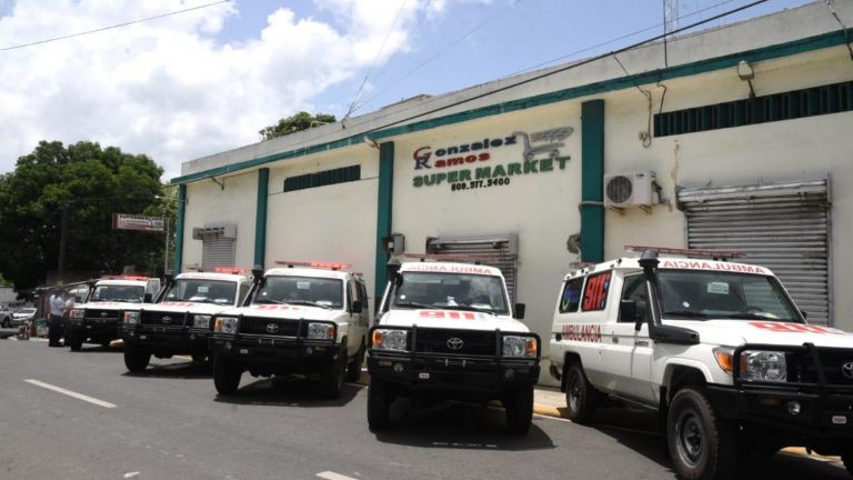 Ambulancias del 911 en Hermanas Mirabal 
