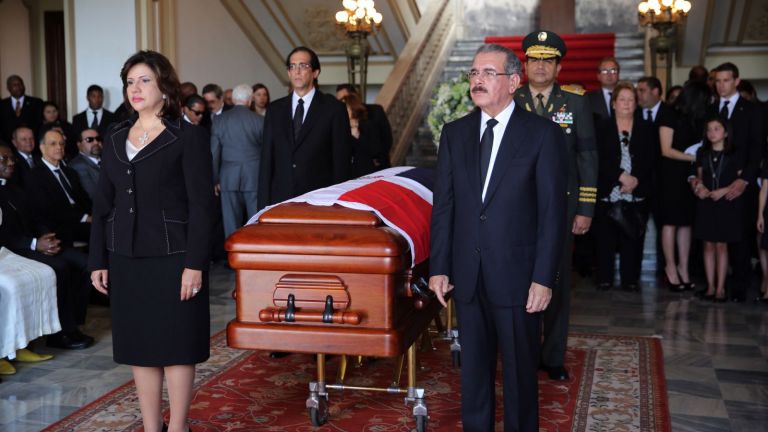 honores al fallecido Carlos Morales Troncoso en Palacio Nacional