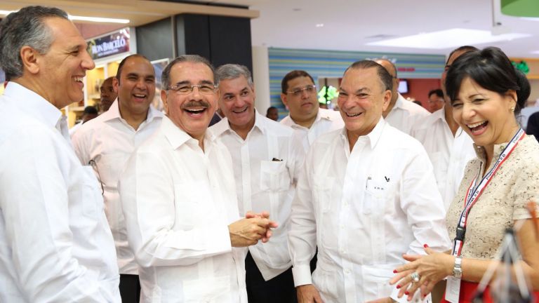 Danilo Medina y Grupo Punta Cana
