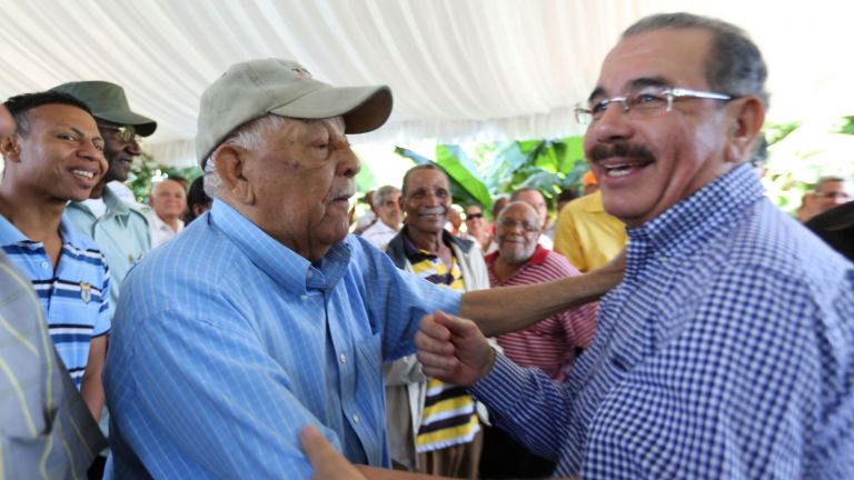 Danilo Medina y agricultor