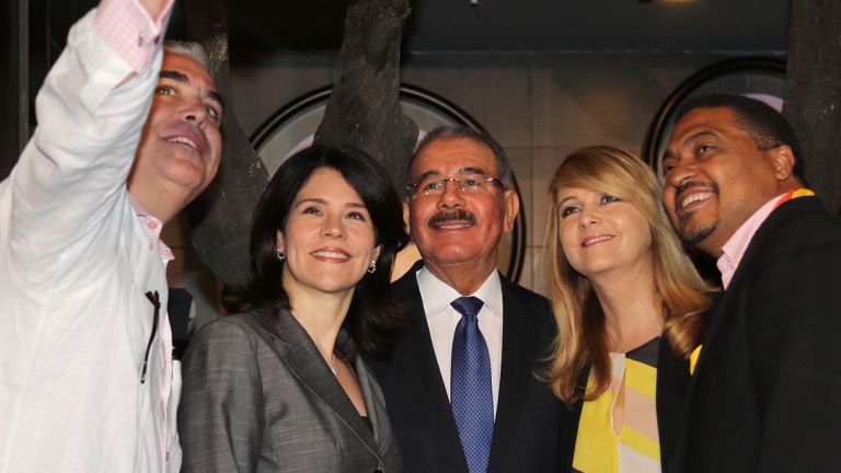 Danilo Medina y periodistas 