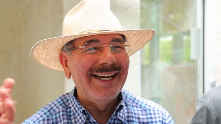 Danilo Medina con sombrero