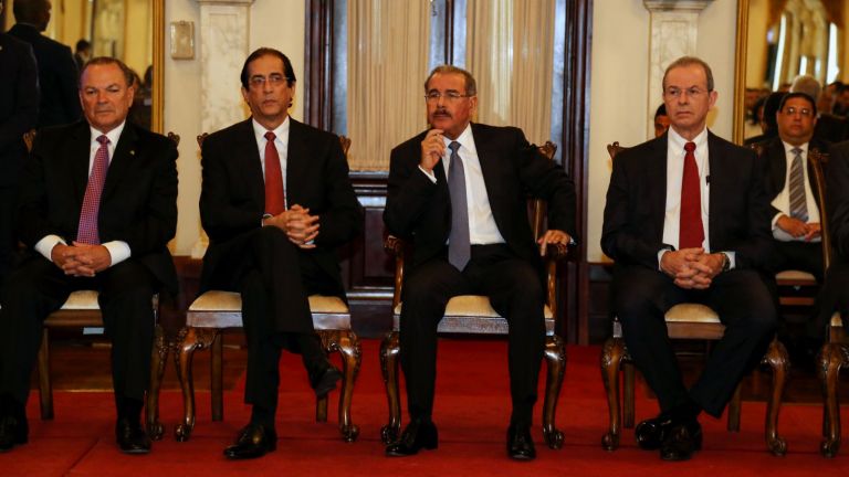 Danilo Medina y funcionarios