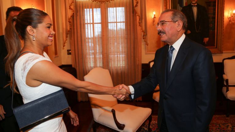 Presidente Danilo Medina recibe a la chef María Marte