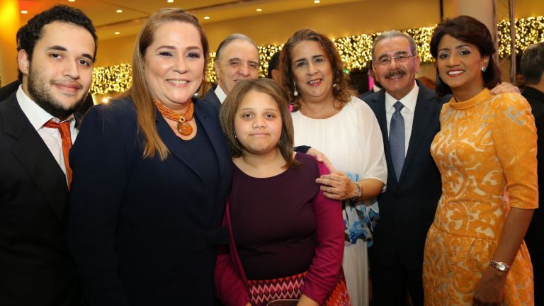 Danilo Medina, y su esposa en almuerzo RENASERC 