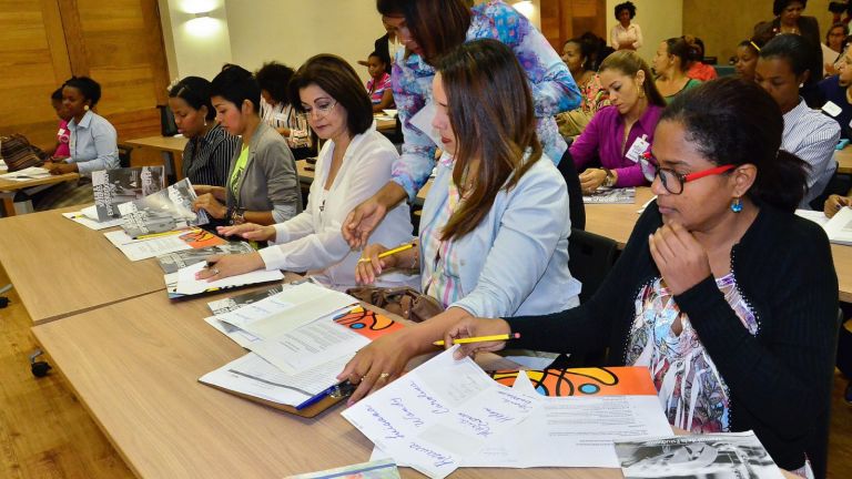 Madres del CAID participantes en "Mujeres Emprendedoras"
