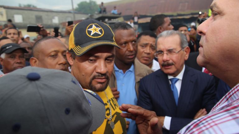 Danilo Medina con el pueblo 