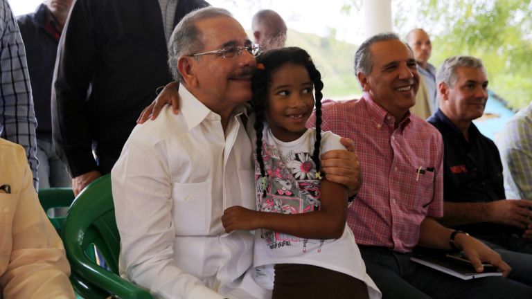 Presidente Danilo Medina y el ministro Administrativo de la Presidencia, José Ramón Peralta Hay que reforestar montañas para tener agua"