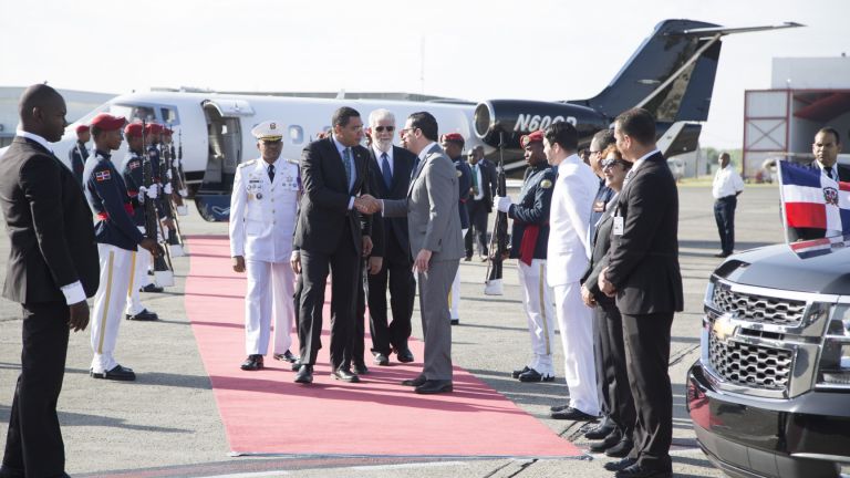 Llegada del primer ministro de Jamaica, Andrew Holness al país