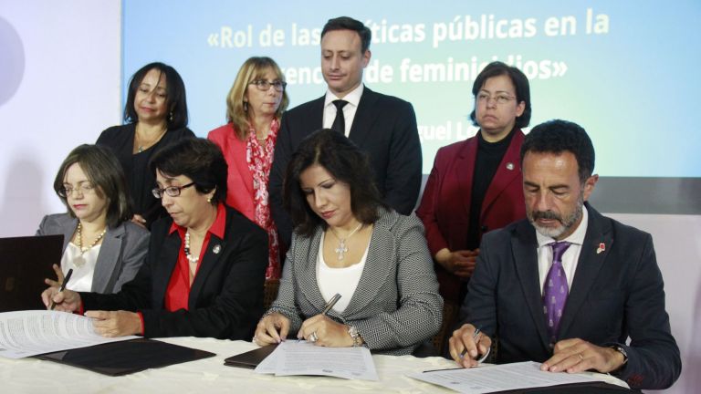 Gobierno continúa creando alianzas para la prevención y lucha contra violencia de género.