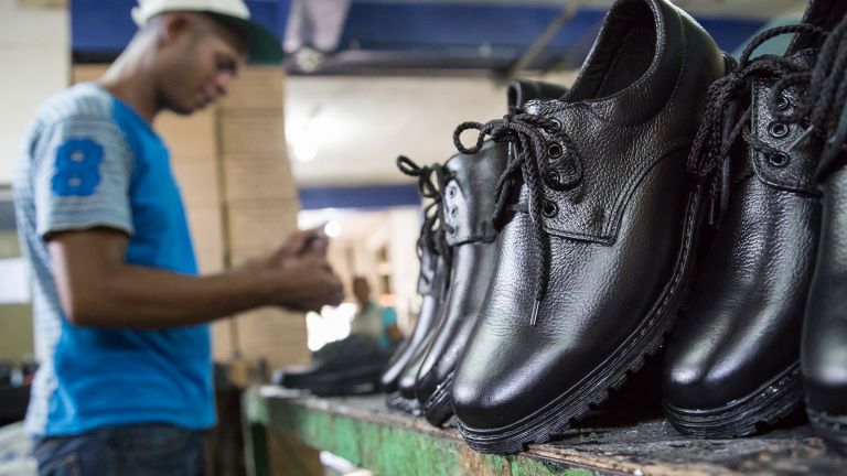 485 mil pares de zapatos enteramente dominicanos.
